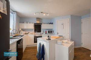 Kitchen/Diner- click for photo gallery